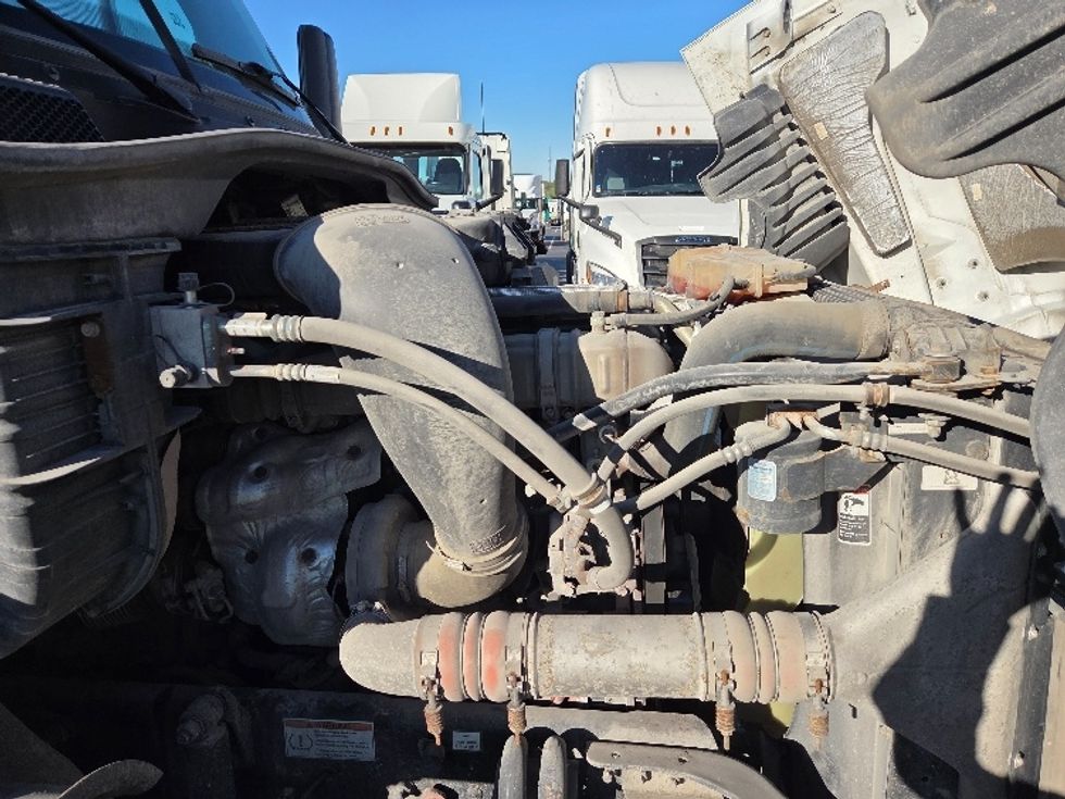 Day Cab Tractor-Heavy Duty Tractors-Freightliner-2020-Cascadia 12564ST-Kansas City-MO-323,629\n\t\tmiles-$ 51,000 - Image 15