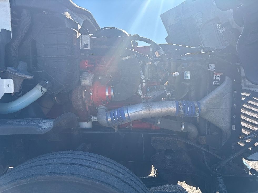 Day Cab Tractor-Heavy Duty Tractors-Freightliner-2020-Cascadia 12564ST-Lansing-MI-651,546\n\t\tmiles-$ 26,750 - Image 15