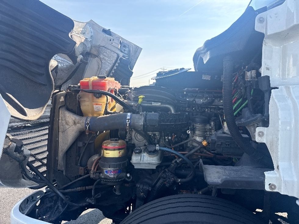 Day Cab Tractor-Heavy Duty Tractors-Freightliner-2020-Cascadia 12564ST-Linden-NJ-258,546\n\t\tmiles-$ 54,250 - Image 16