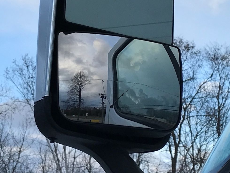 Day Cab Tractor-Heavy Duty Tractors-Freightliner-2020-Cascadia 12564ST-Londonderry-NH-492,442\n\t\tmiles-$ 35,000 - Image 19