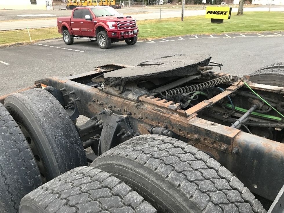 Day Cab Tractor-Heavy Duty Tractors-Freightliner-2020-Cascadia 12564ST-Londonderry-NH-492,442\n\t\tmiles-$ 35,000 - Image 21