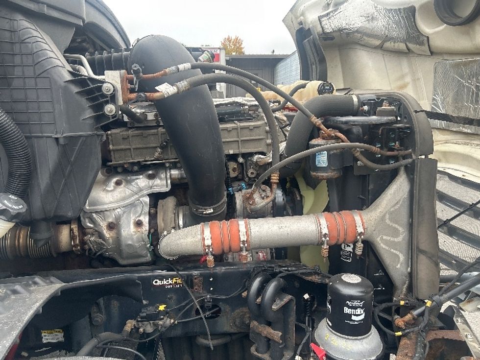 Day Cab Tractor-Heavy Duty Tractors-Freightliner-2020-Cascadia 12564ST-Londonderry-NH-639,964\n\t\tmiles-$ 29,750 - Image 15