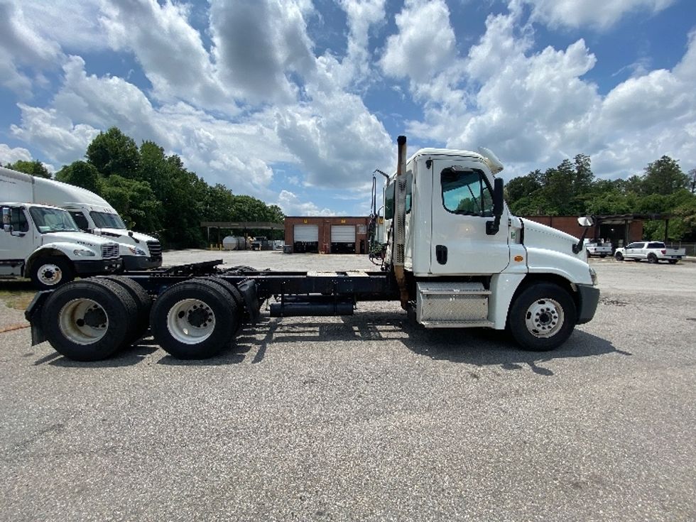 Day Cab Tractor-Heavy Duty Tractors-Freightliner-2020-Cascadia 12564ST-Martinsville-VA-644,889\n\t\tmiles-$ 26,500 - Image 8