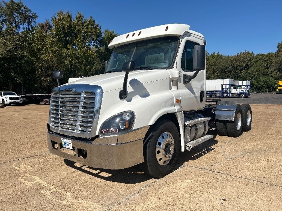 Day Cab Tractor-Heavy Duty Tractors-Freightliner-2020-Cascadia 12564ST-Memphis-TN-278,906\n\t\tmiles-$ 51,750 - Image 3
