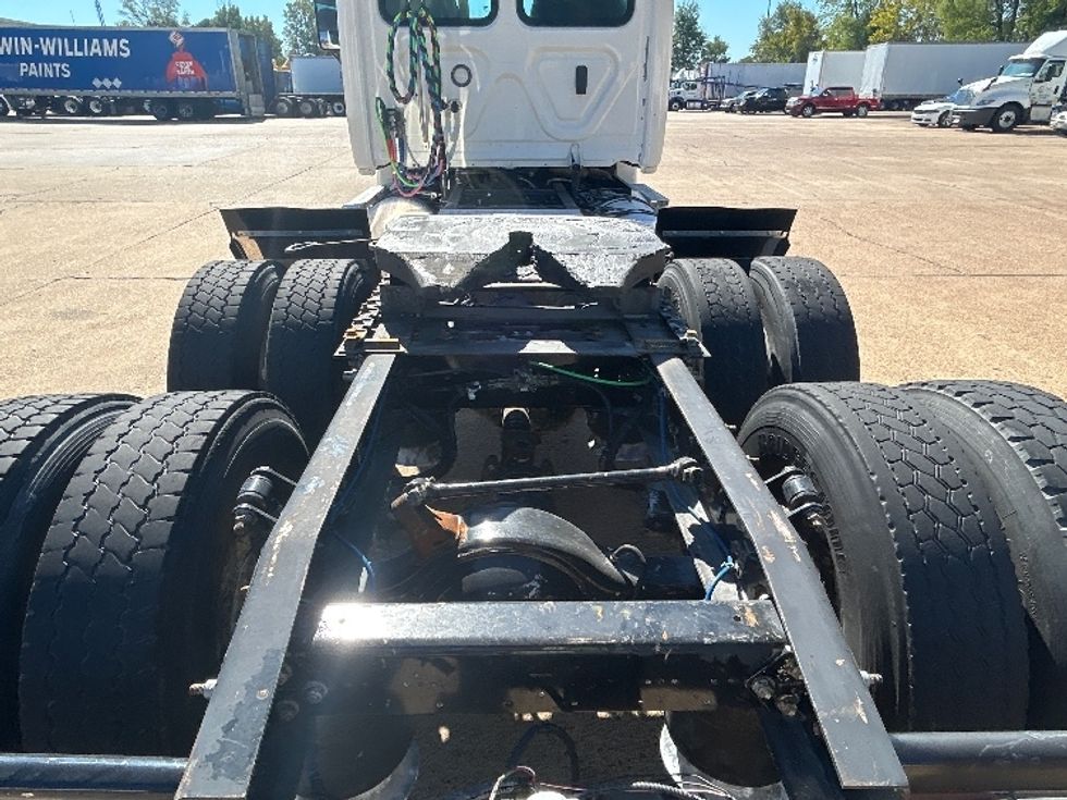 Day Cab Tractor-Heavy Duty Tractors-Freightliner-2020-Cascadia 12564ST-Memphis-TN-278,906\n\t\tmiles-$ 51,750 - Image 6