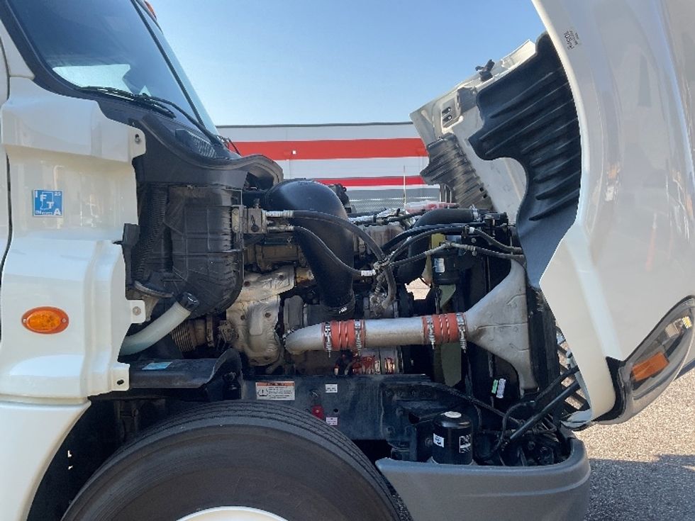 Day Cab Tractor-Heavy Duty Tractors-Freightliner-2020-Cascadia 12564ST-Memphis-TN-464,057\n\t\tmiles-$ 43,250 - Image 14