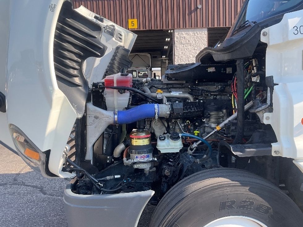 Day Cab Tractor-Heavy Duty Tractors-Freightliner-2020-Cascadia 12564ST-Memphis-TN-464,057\n\t\tmiles-$ 43,250 - Image 15