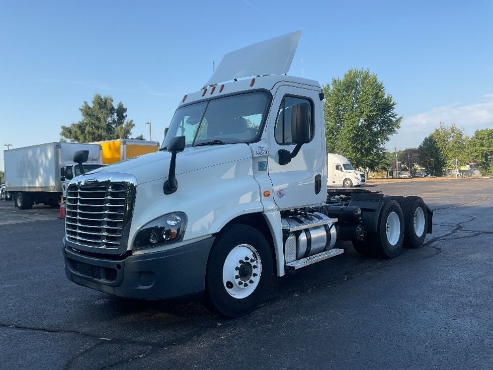 Day Cab Tractor-Heavy Duty Tractors-Freightliner-2020-Cascadia 12564ST-Memphis-TN-464,057\n\t\tmiles-$ 43,250 - Image 3