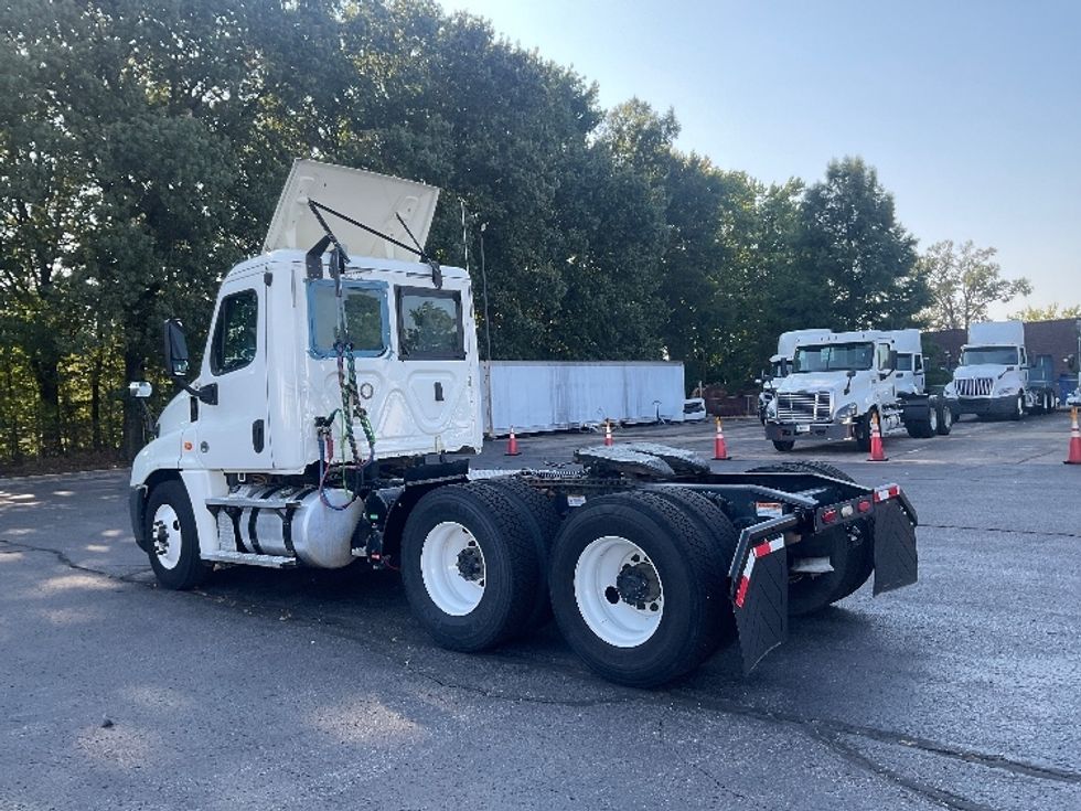 Day Cab Tractor-Heavy Duty Tractors-Freightliner-2020-Cascadia 12564ST-Memphis-TN-464,057\n\t\tmiles-$ 43,250 - Image 5
