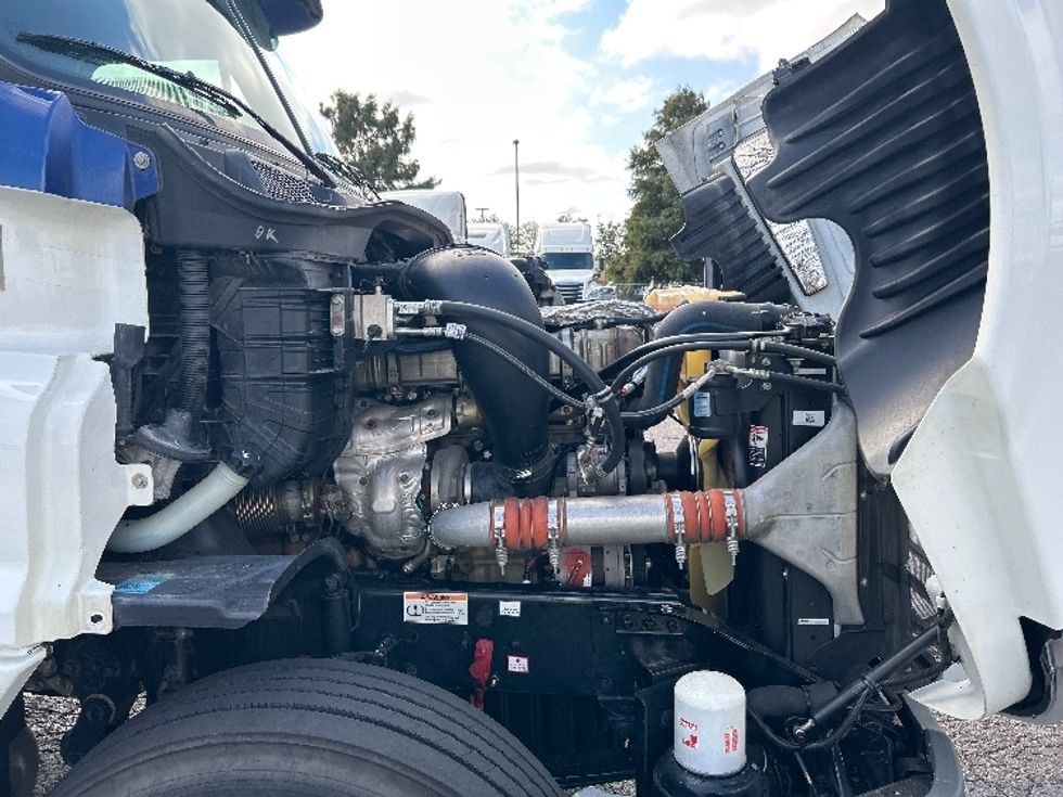 Day Cab Tractor-Heavy Duty Tractors-Freightliner-2020-Cascadia 12564ST-Memphis-TN-637,044\n\t\tmiles-$ 30,500 - Image 15