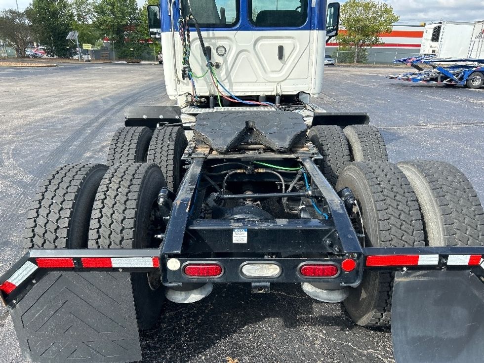 Day Cab Tractor-Heavy Duty Tractors-Freightliner-2020-Cascadia 12564ST-Memphis-TN-637,044\n\t\tmiles-$ 30,500 - Image 6