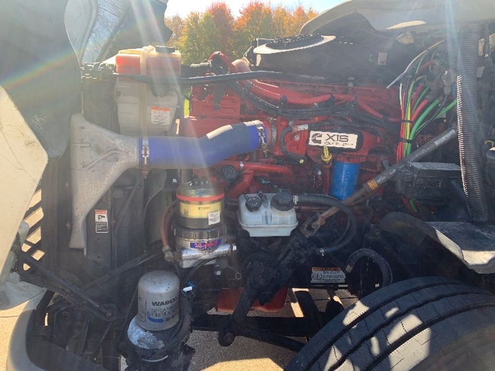 Day Cab Tractor-Heavy Duty Tractors-Freightliner-2020-Cascadia 12564ST-Middlefield-OH-124,166\n\t\tmiles-$ 58,750 - Image 16