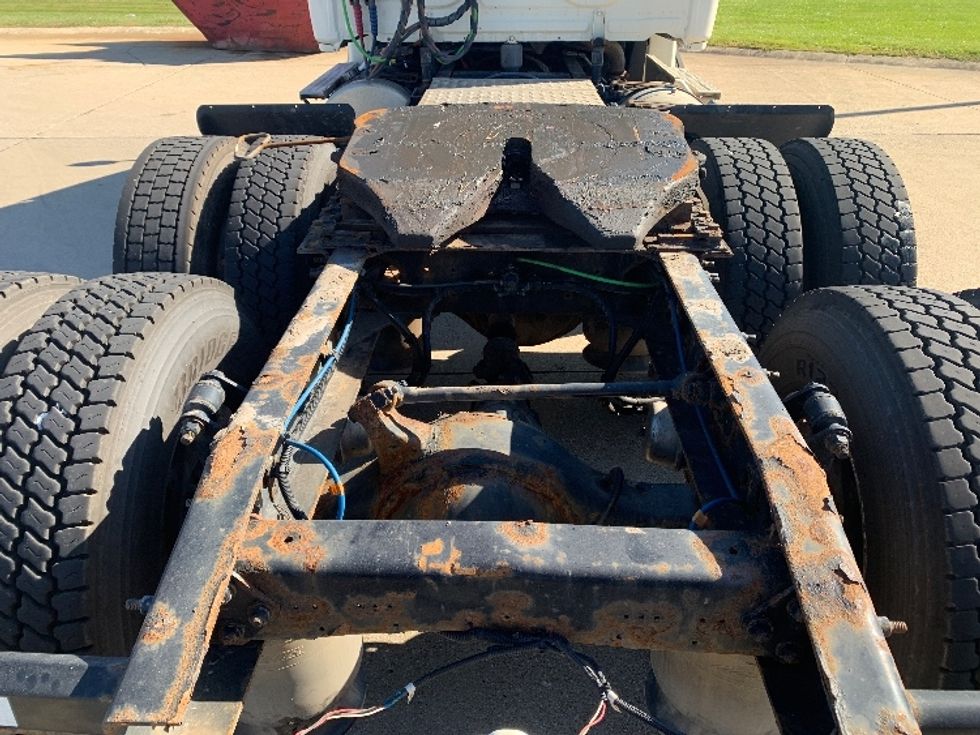 Day Cab Tractor-Heavy Duty Tractors-Freightliner-2020-Cascadia 12564ST-Middlefield-OH-124,166\n\t\tmiles-$ 58,750 - Image 6