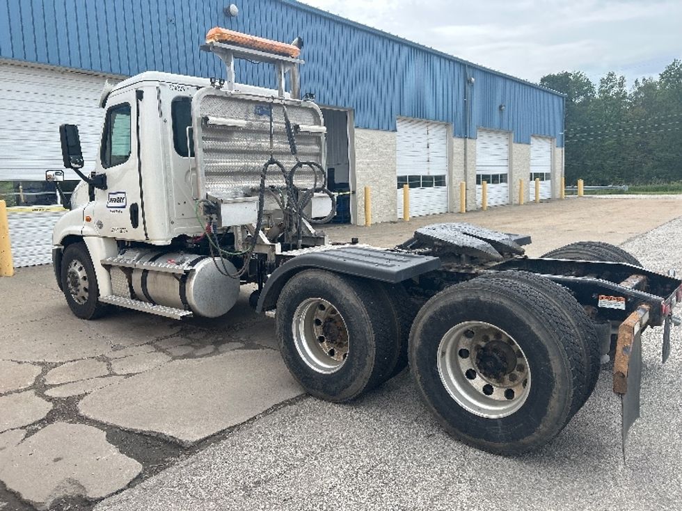 Day Cab Tractor-Heavy Duty Tractors-Freightliner-2020-Cascadia 12564ST-Middlefield-OH-193,318\n\t\tmiles-$ 50,500 - Image 5
