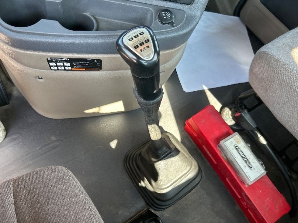 Day Cab Tractor-Heavy Duty Tractors-Freightliner-2020-Cascadia 12564ST-Nashville-TN-430,707\n\t\tmiles-$ 40,000 - Image 17