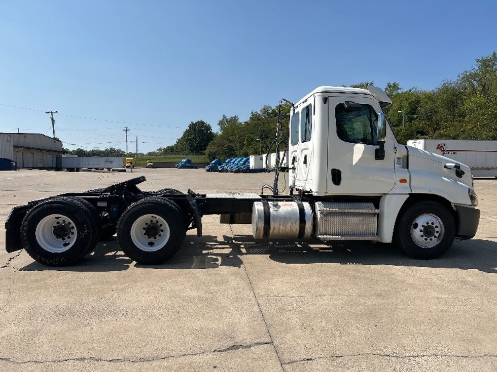 Day Cab Tractor-Heavy Duty Tractors-Freightliner-2020-Cascadia 12564ST-Nashville-TN-430,707\n\t\tmiles-$ 40,000 - Image 8