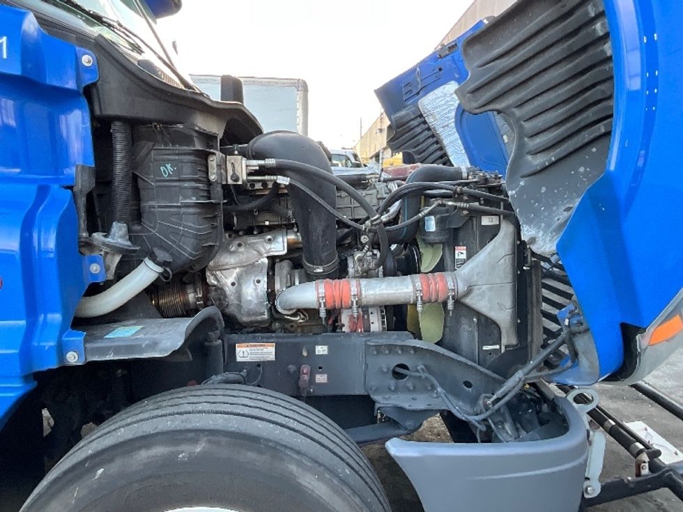 Day Cab Tractor-Heavy Duty Tractors-Freightliner-2020-Cascadia 12564ST-Ocala-FL-465,699\n\t\tmiles-$ 48,000 - Image 15