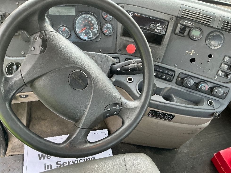 Day Cab Tractor-Heavy Duty Tractors-Freightliner-2020-Cascadia 12564ST-Olive Branch-MS-317,896\n\t\tmiles-$ 56,250 - Image 10