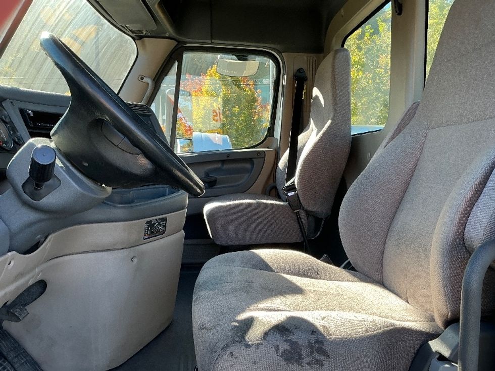 Day Cab Tractor-Heavy Duty Tractors-Freightliner-2020-Cascadia 12564ST-Portland-OR-281,868\n\t\tmiles-$ 53,250 - Image 10