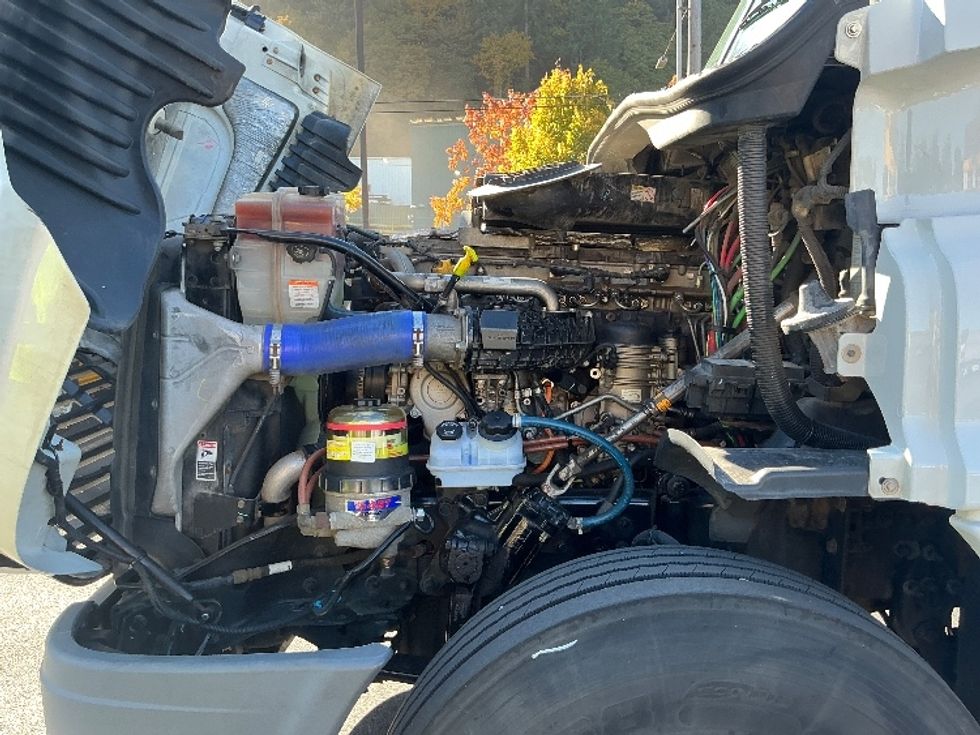 Day Cab Tractor-Heavy Duty Tractors-Freightliner-2020-Cascadia 12564ST-Portland-OR-281,868\n\t\tmiles-$ 53,250 - Image 16