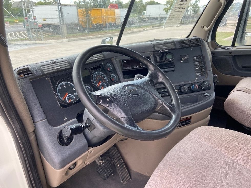 Day Cab Tractor-Heavy Duty Tractors-Freightliner-2020-Cascadia 12564ST-San Antonio-TX-346,529\n\t\tmiles-$ 50,250 - Image 10