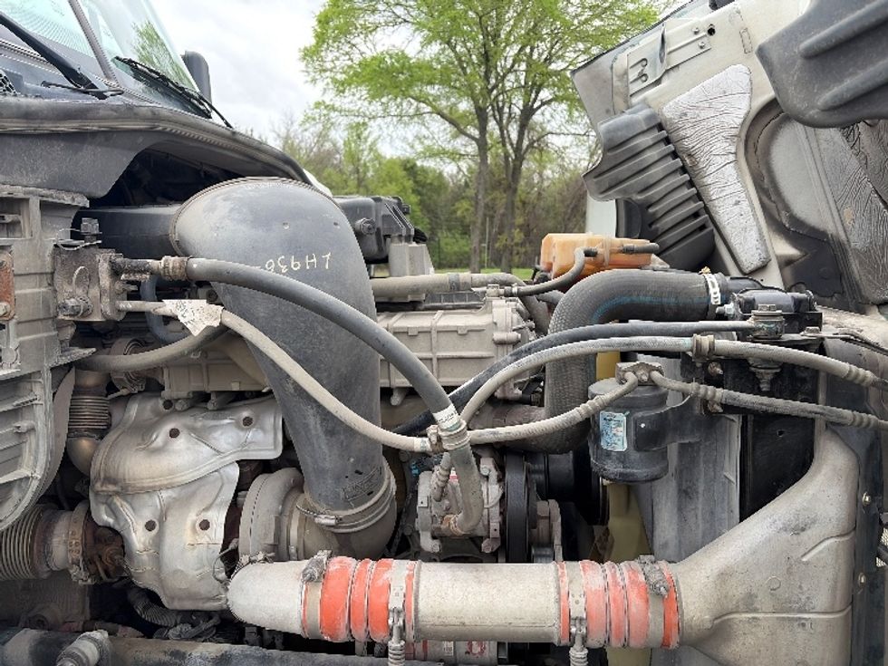 Day Cab Tractor-Heavy Duty Tractors-Freightliner-2020-Cascadia 12564ST-San Antonio-TX-359,823\n\t\tmiles-$ 47,750 - Image 15