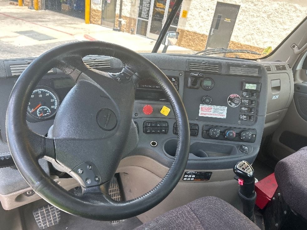 Day Cab Tractor-Heavy Duty Tractors-Freightliner-2020-Cascadia 12564ST-San Antonio-TX-372,290\n\t\tmiles-$ 51,750 - Image 11