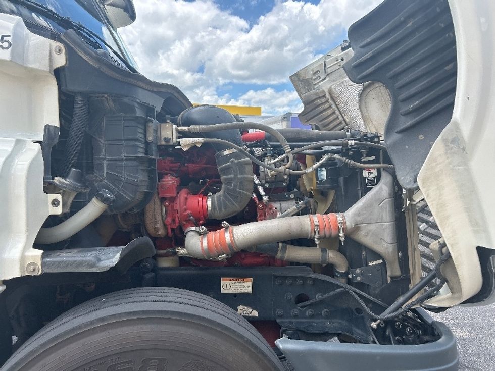 Day Cab Tractor-Heavy Duty Tractors-Freightliner-2020-Cascadia 12564ST-San Antonio-TX-372,290\n\t\tmiles-$ 51,750 - Image 15