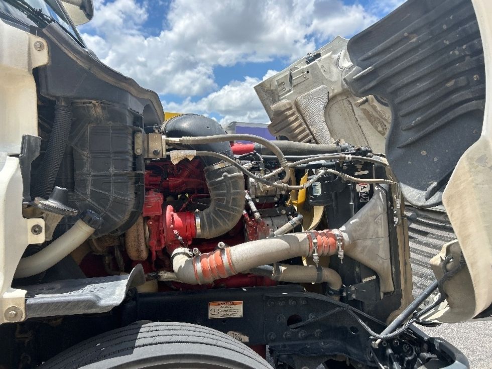 Day Cab Tractor-Heavy Duty Tractors-Freightliner-2020-Cascadia 12564ST-San Antonio-TX-385,833\n\t\tmiles-$ 51,000 - Image 15