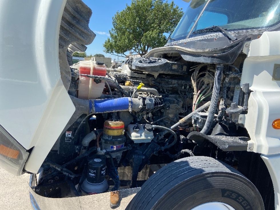 Day Cab Tractor-Heavy Duty Tractors-Freightliner-2020-Cascadia 12564ST-San Antonio-TX-386,300\n\t\tmiles-$ 45,000 - Image 16