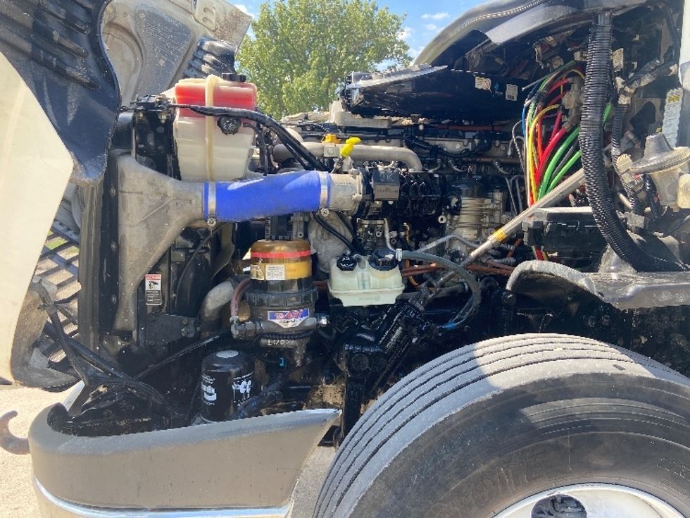 Day Cab Tractor-Heavy Duty Tractors-Freightliner-2020-Cascadia 12564ST-San Antonio-TX-413,867\n\t\tmiles-$ 43,500 - Image 16