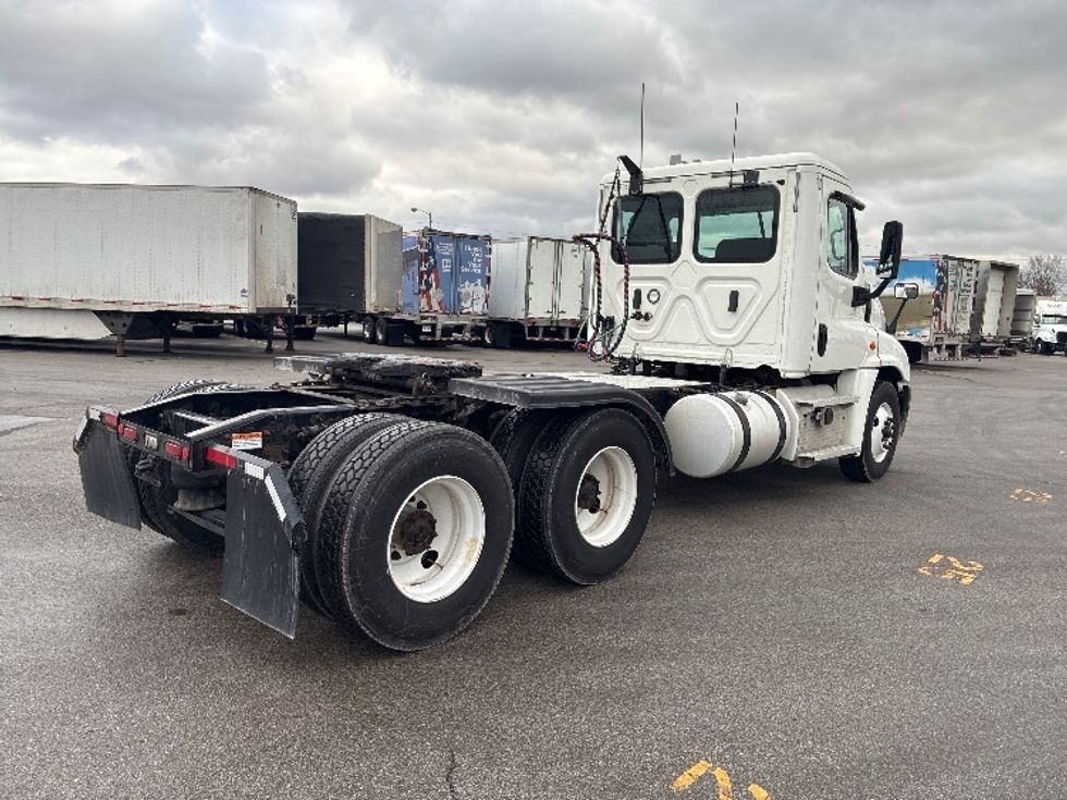 Day Cab Tractor-Heavy Duty Tractors-Freightliner-2020-Cascadia 12564ST-South Bend-IN-668,020\n\t\tmiles-$ 30,250 - Image 7