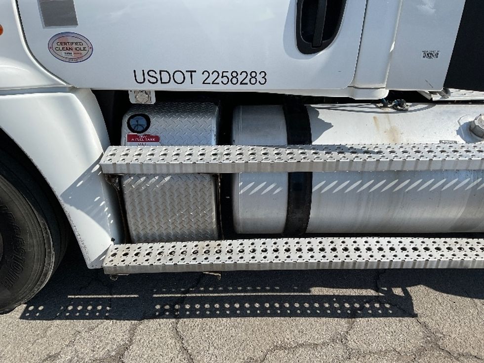 Day Cab Tractor-Heavy Duty Tractors-Freightliner-2020-Cascadia 12564ST-South Portland-ME-337,323\n\t\tmiles-$ 36,000 - Image 17