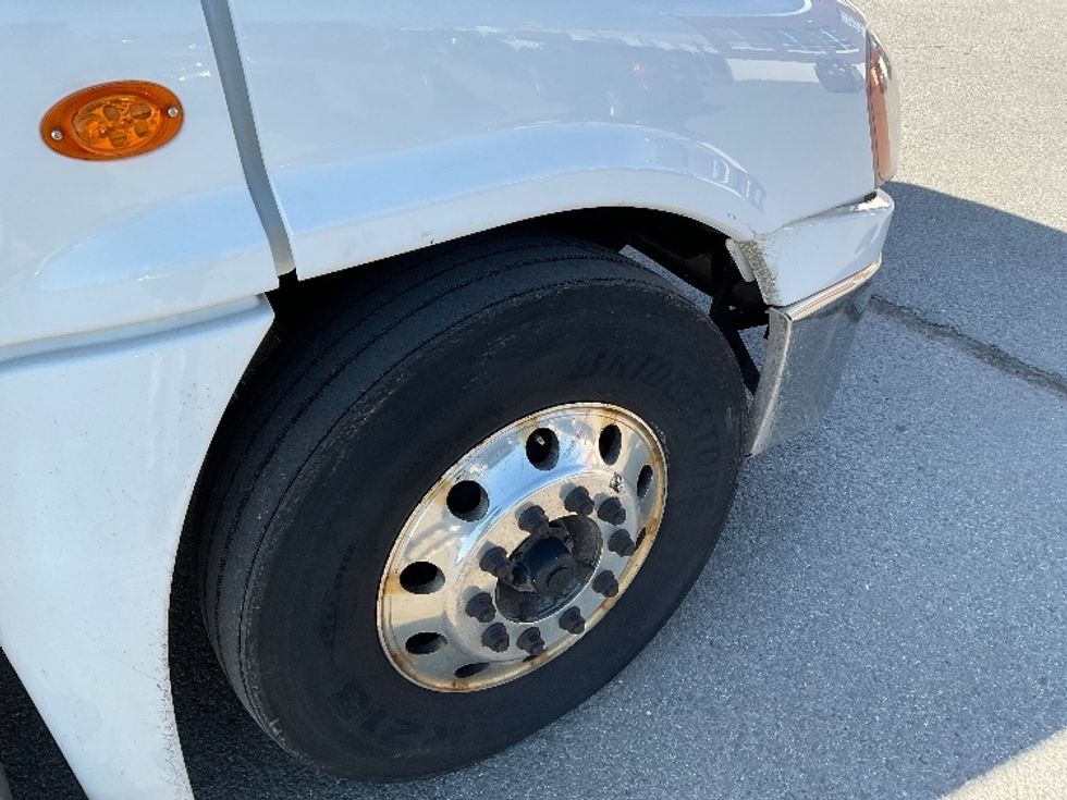 Day Cab Tractor-Heavy Duty Tractors-Freightliner-2020-Cascadia 12564ST-South Portland-ME-337,323\n\t\tmiles-$ 36,000 - Image 19