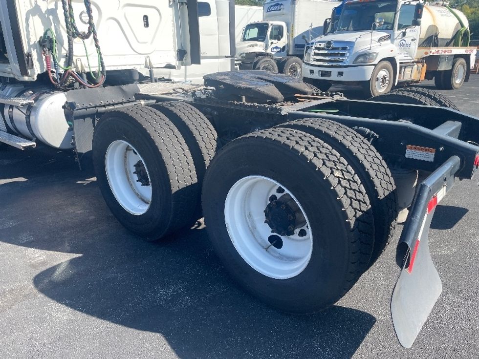 Day Cab Tractor-Heavy Duty Tractors-Freightliner-2020-Cascadia 12564ST-Spartanburg-SC-347,662\n\t\tmiles-$ 50,250 - Image 17