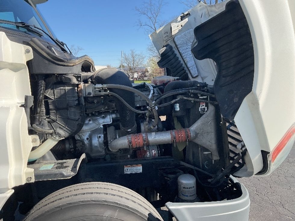 Day Cab Tractor-Heavy Duty Tractors-Freightliner-2020-Cascadia 12564ST-Swedesboro-NJ-146,473\n\t\tmiles-$ 57,000 - Image 15