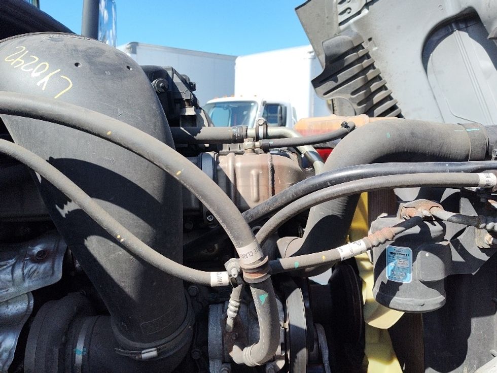 Day Cab Tractor-Heavy Duty Tractors-Freightliner-2020-Cascadia 12564ST-Tacoma-WA-203,587\n\t\tmiles-$ 53,000 - Image 15