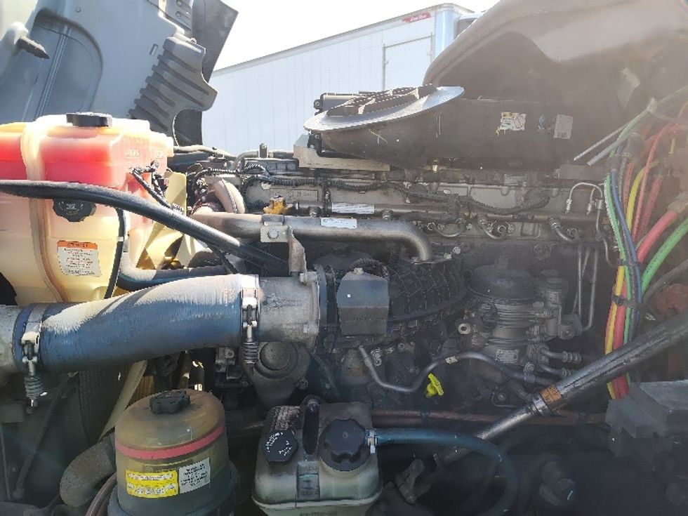 Day Cab Tractor-Heavy Duty Tractors-Freightliner-2020-Cascadia 12564ST-Tacoma-WA-203,587\n\t\tmiles-$ 53,000 - Image 16