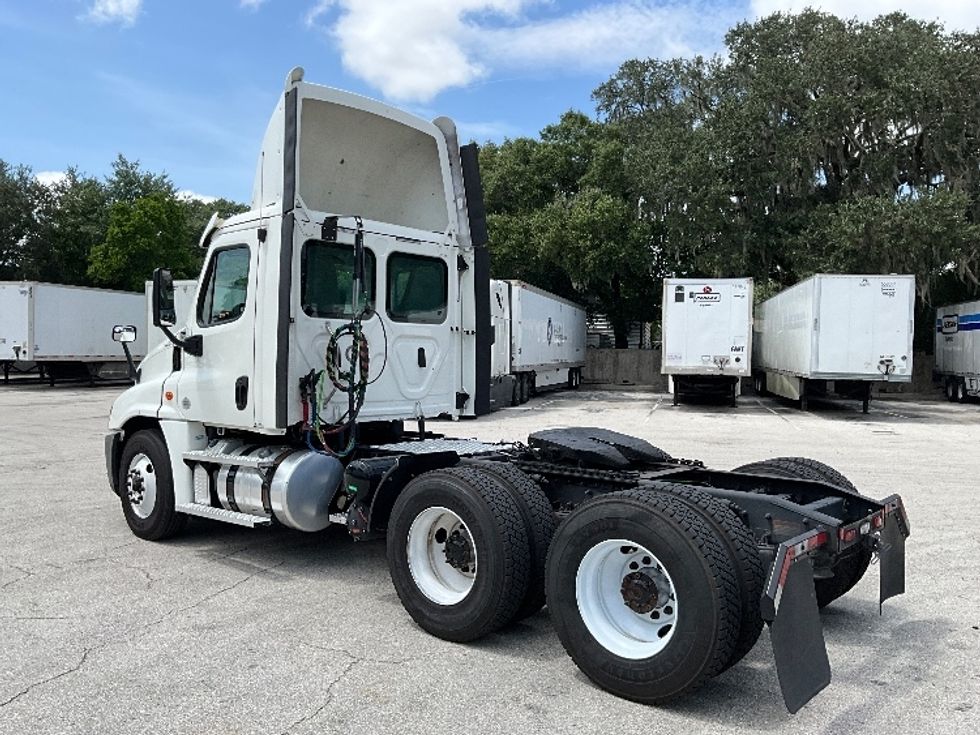 Day Cab Tractor-Heavy Duty Tractors-Freightliner-2020-Cascadia 12564ST-Tampa-FL-344,170\n\t\tmiles-$ 50,500 - Image 5