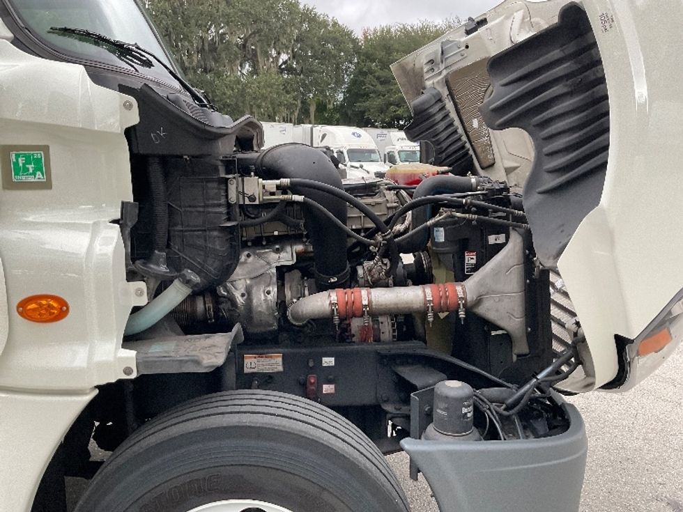 Day Cab Tractor-Heavy Duty Tractors-Freightliner-2020-Cascadia 12564ST-Tampa-FL-404,982\n\t\tmiles-$ 47,000 - Image 15