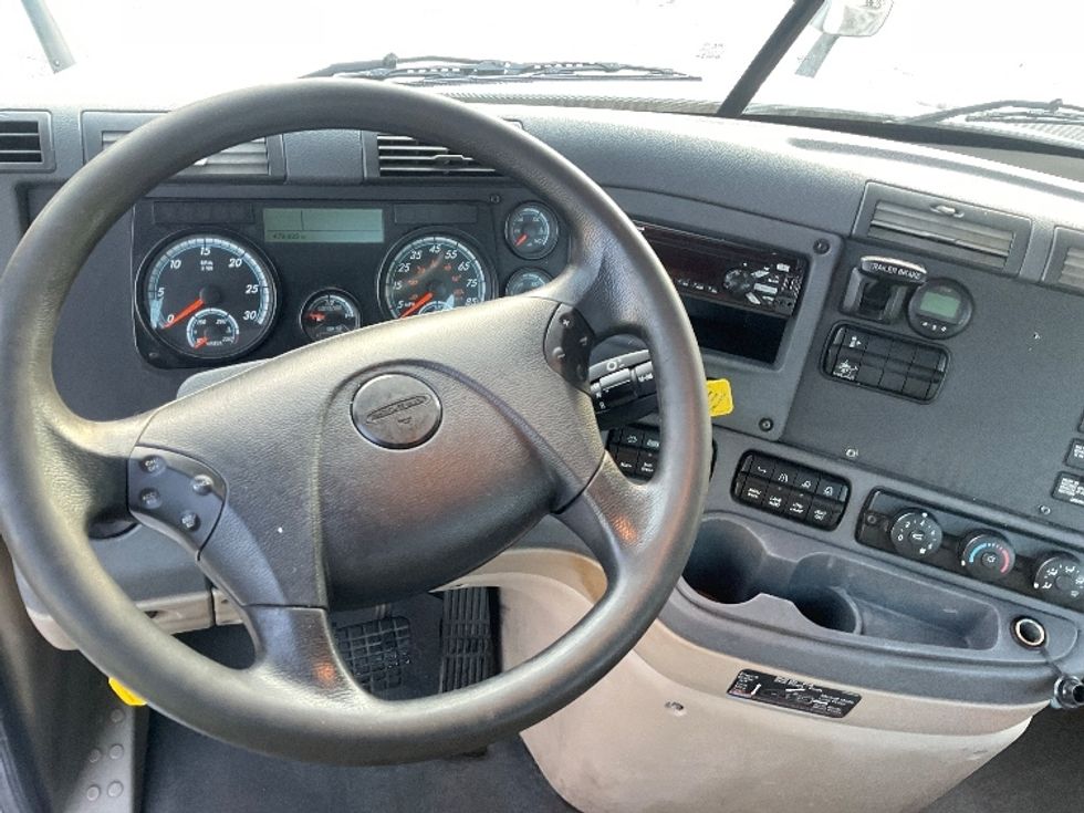 Day Cab Tractor-Heavy Duty Tractors-Freightliner-2020-Cascadia 12564ST-Tampa-FL-479,955\n\t\tmiles-$ 43,000 - Image 11