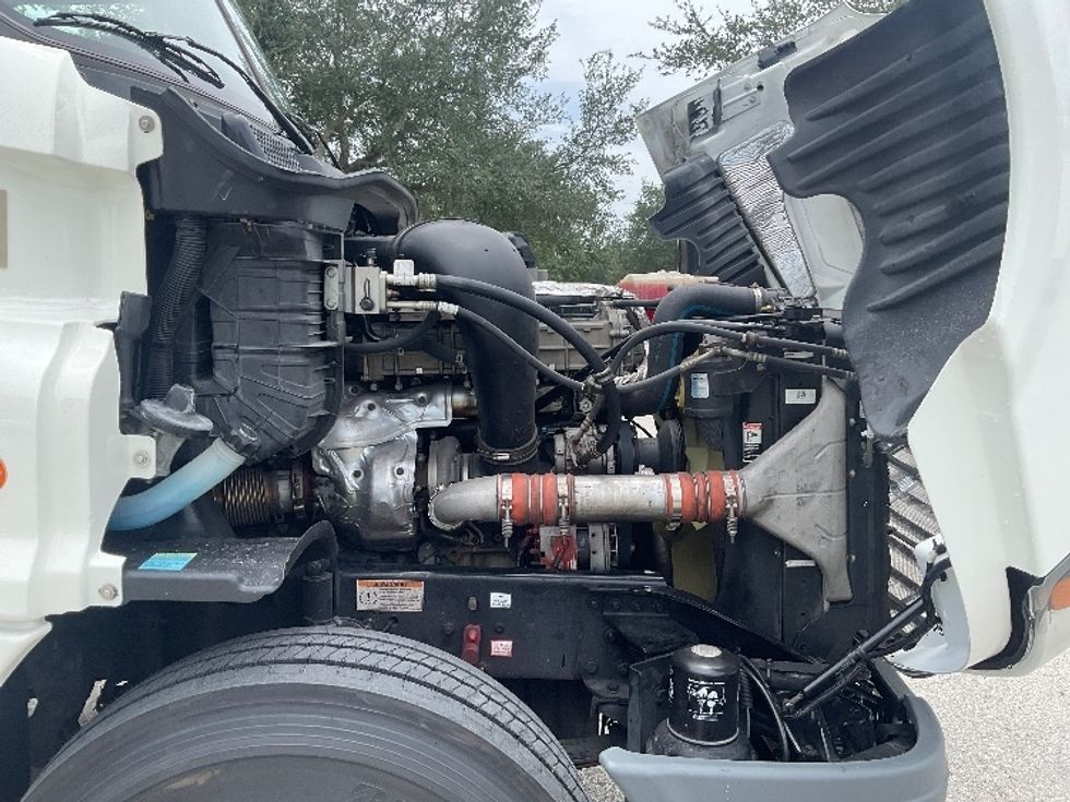 Day Cab Tractor-Heavy Duty Tractors-Freightliner-2020-Cascadia 12564ST-Tampa-FL-481,452\n\t\tmiles-$ 43,000 - Image 15