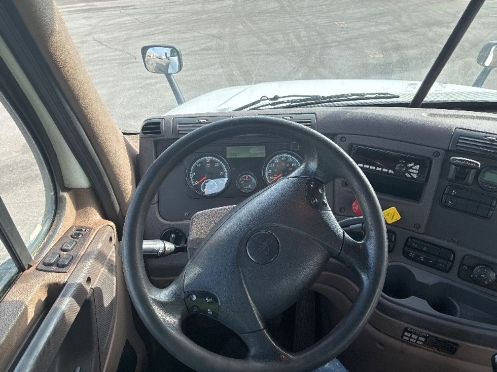 Day Cab Tractor-Heavy Duty Tractors-Freightliner-2020-Cascadia 12564ST-Valparaiso-IN-205,907\n\t\tmiles-$ 62,750 - Image 11