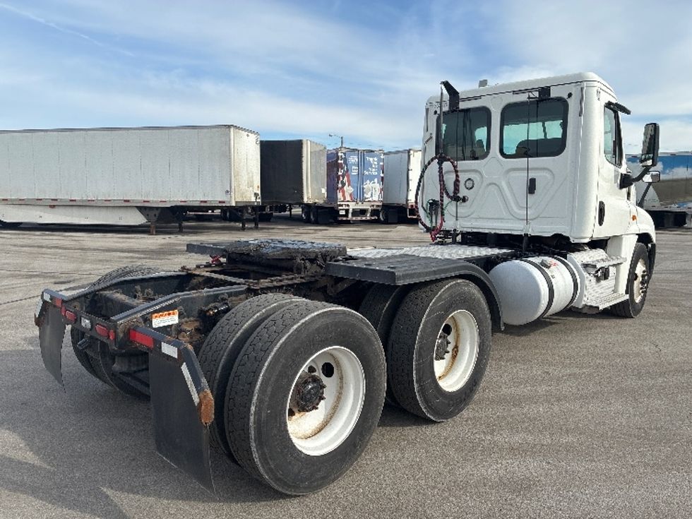 Day Cab Tractor-Heavy Duty Tractors-Freightliner-2020-Cascadia 12564ST-Valparaiso-IN-205,907\n\t\tmiles-$ 62,750 - Image 7