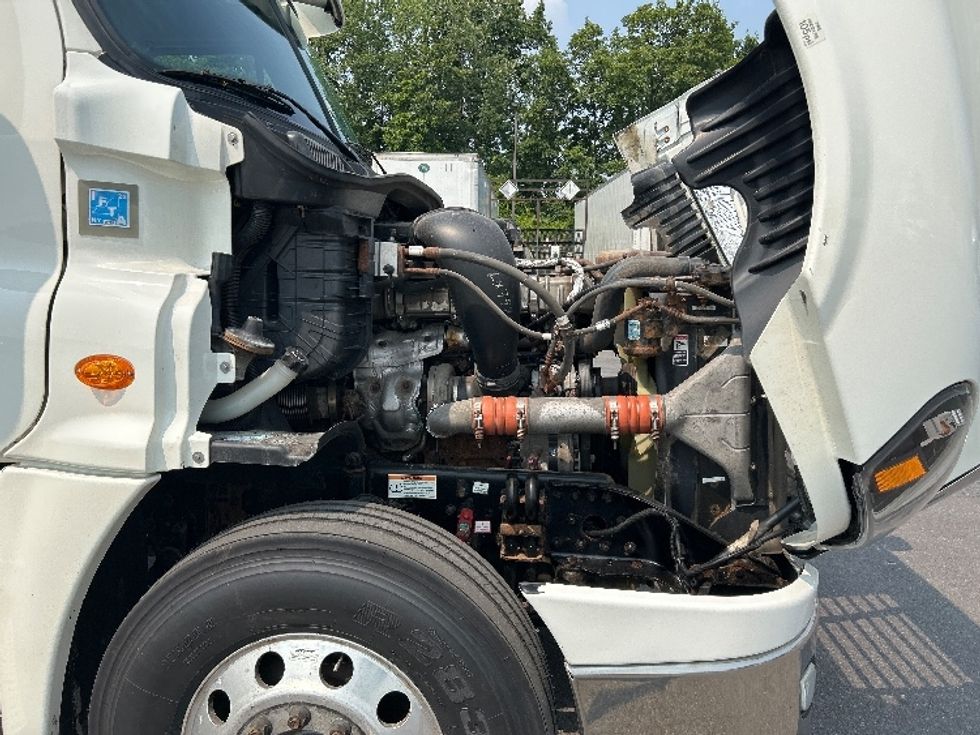 Day Cab Tractor-Heavy Duty Tractors-Freightliner-2020-Cascadia 12564ST-Watertown-NY-269,957\n\t\tmiles-$ 46,250 - Image 15