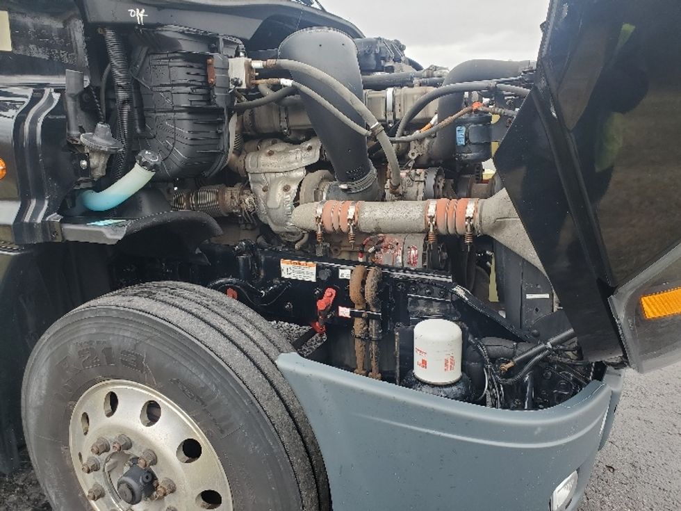 Day Cab Tractor-Heavy Duty Tractors-Freightliner-2020-Cascadia 12564ST-White Deer-PA-324,244\n\t\tmiles-$ 50,000 - Image 15