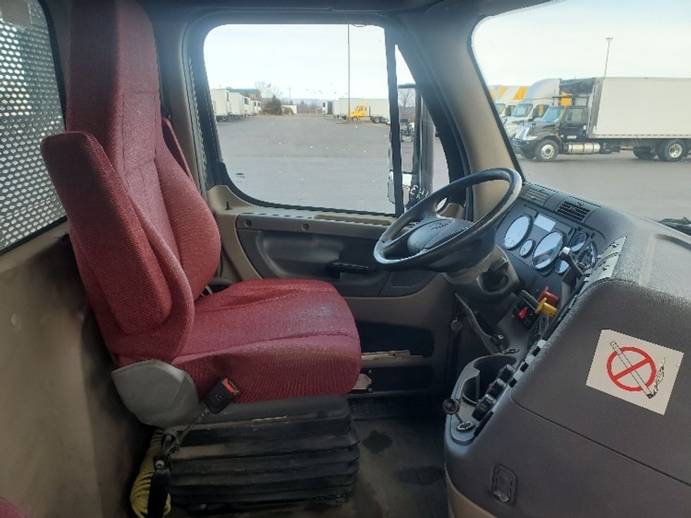 Day Cab Tractor-Heavy Duty Tractors-Freightliner-2020-Cascadia 12564ST-White Deer-PA-349,371\n\t\tmiles-$ 51,250 - Image 14