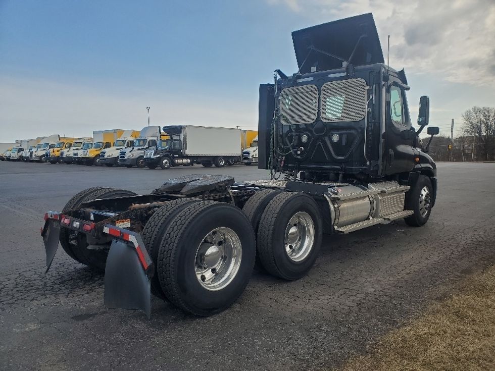 Day Cab Tractor-Heavy Duty Tractors-Freightliner-2020-Cascadia 12564ST-White Deer-PA-349,371\n\t\tmiles-$ 51,250 - Image 7