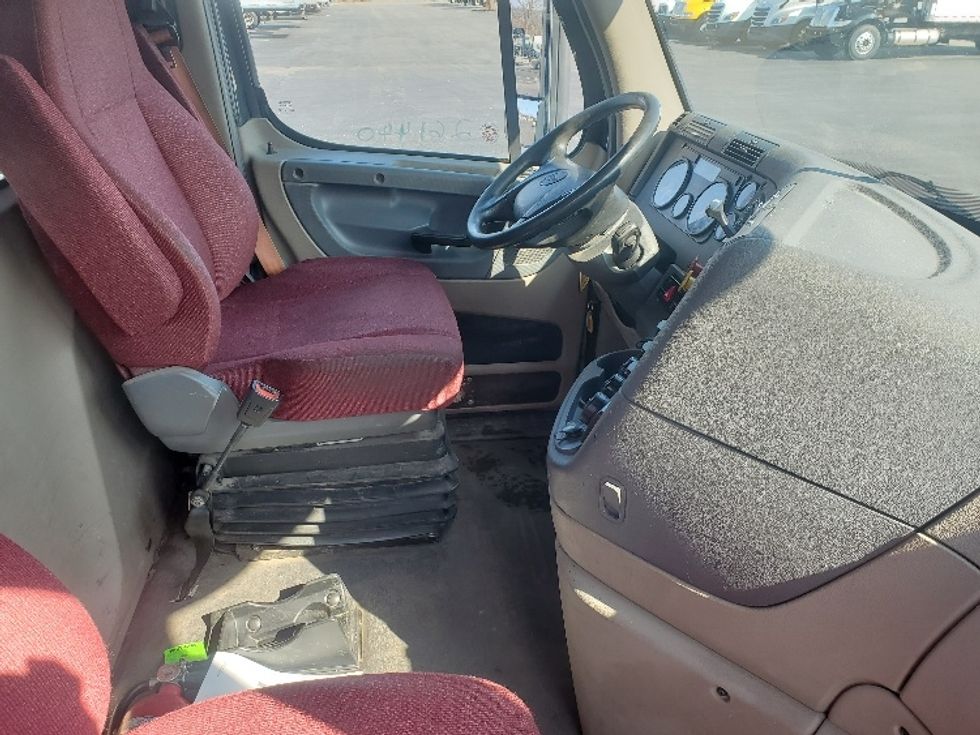 Day Cab Tractor-Heavy Duty Tractors-Freightliner-2020-Cascadia 12564ST-White Deer-PA-378,174\n\t\tmiles-$ 50,000 - Image 14