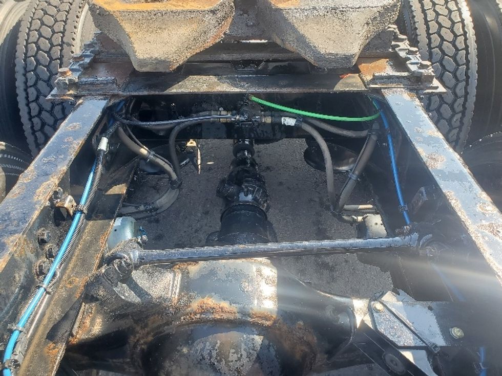 Day Cab Tractor-Heavy Duty Tractors-Freightliner-2020-Cascadia 12564ST-White Deer-PA-378,174\n\t\tmiles-$ 50,000 - Image 6